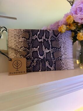 Snake-Print Envelope Clutch in Black and Cream
